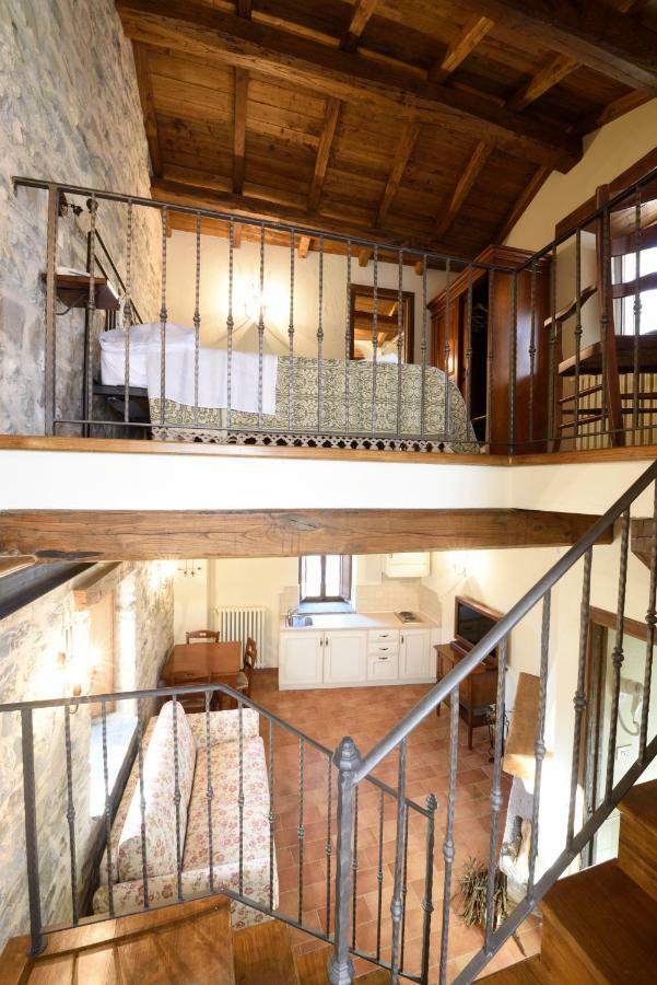 Borgotufi Albergo Diffuso Castel del Giudice Bagian luar foto